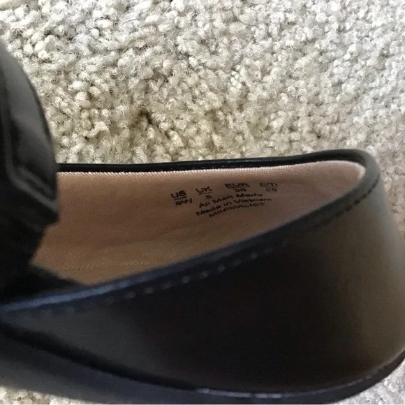 Life Stride 8 wide black “Minimalist” sling back pumps - Picture 8 of 8